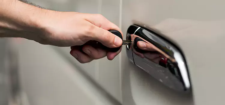 Why Choose Our Auto Locksmith Team in Saginaw, TX?